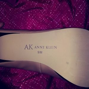Anne Klein Shoes - Anne Klein peep-toe platform heel Anne Klein Shoes - Anne Klein peep-toe platform heel